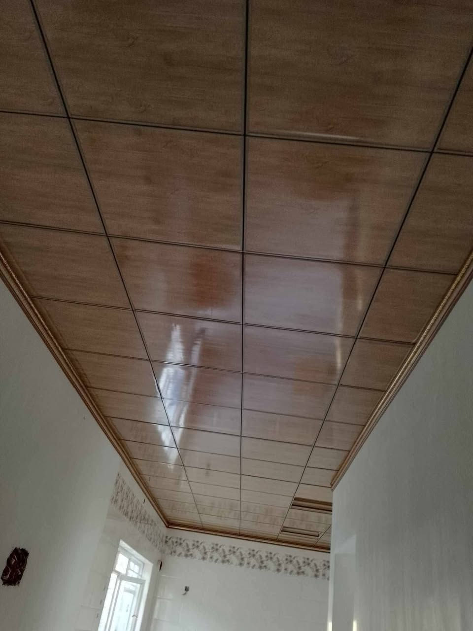 السلام عليكم خلفه سقوف ثانويه مربعات اشرطه شغل ليزر درجة اولى ***********

نص مكتوب في الصور:
- POCO C75 27mm f/1.8 1/50s ISO125 18/8/2026 31°55'19"N 44°27'50"E
- شرج طوخ 154 ابيض مموج 132-1 ريشه ذهبي سعفة طوخ وردة ابيض كبير اكس طوخ سعفة طوخ سعفة فاتح نقاط ماتح تقسيم طوخ دوائر طوخ دوائر ابيض تقسيم طوخ وردة اسود وردة طوخ