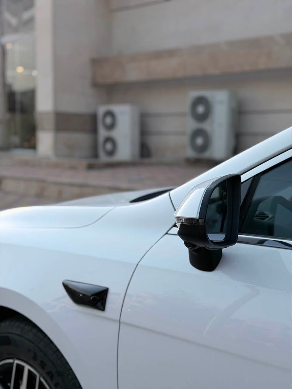 سلام عليكم
للبيع BYD SEL5 موديل 2025 فول 1/1 13 كامره فتحه مستشعرات ورادار 
السياره كفاله عامه لابارد لاصبغ لا فتح لاشخط كفاله من كلشي
السعر (( 163 )) وبيها مجال بسيط رقم اربيل تحويل + وكاله 
الاستفسار // *********** // ‭***********‬
