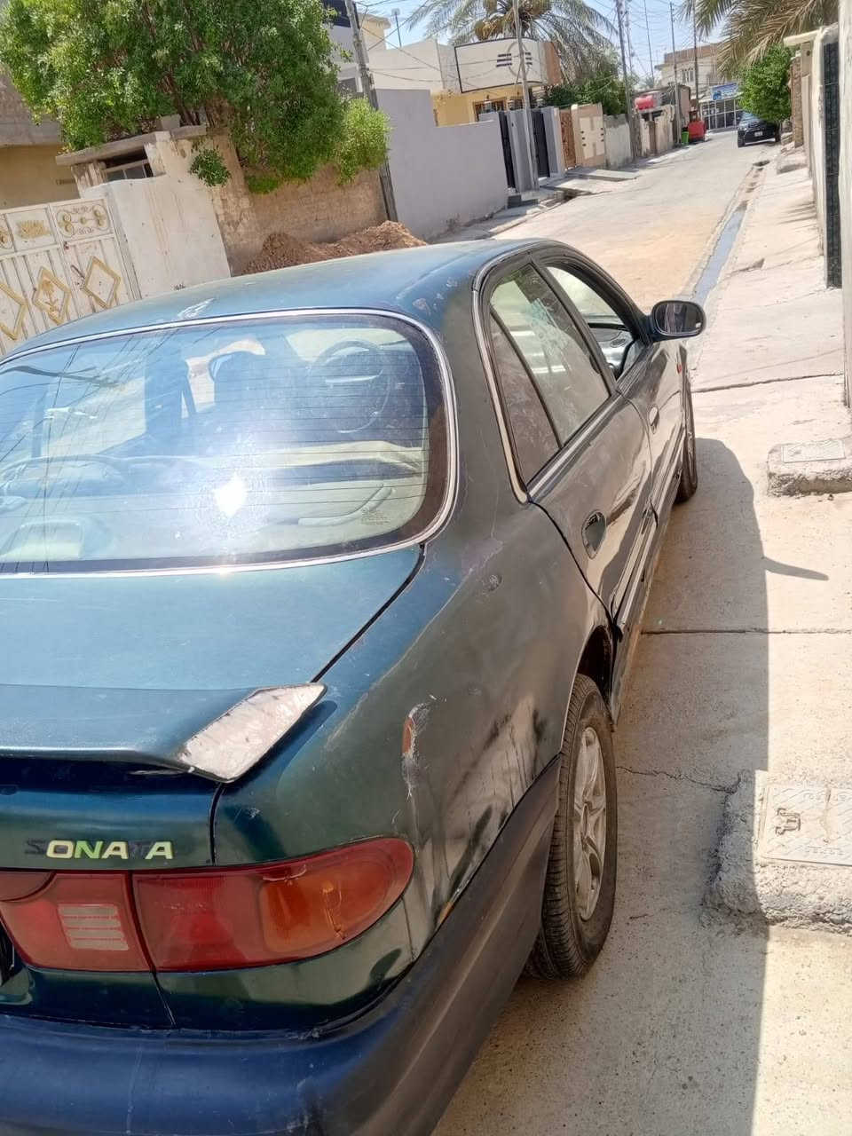 سلام عليكم سوناتا للبيع مديل ٩٧ اتوماتيك كير محرك ياباني الف ين تخم تاير محرك حاويه سنويه 2:30 بدون ضربه  مكان ديالي الوجهيه سفسار *********** سعر ٣٢ وبيهه مجال
