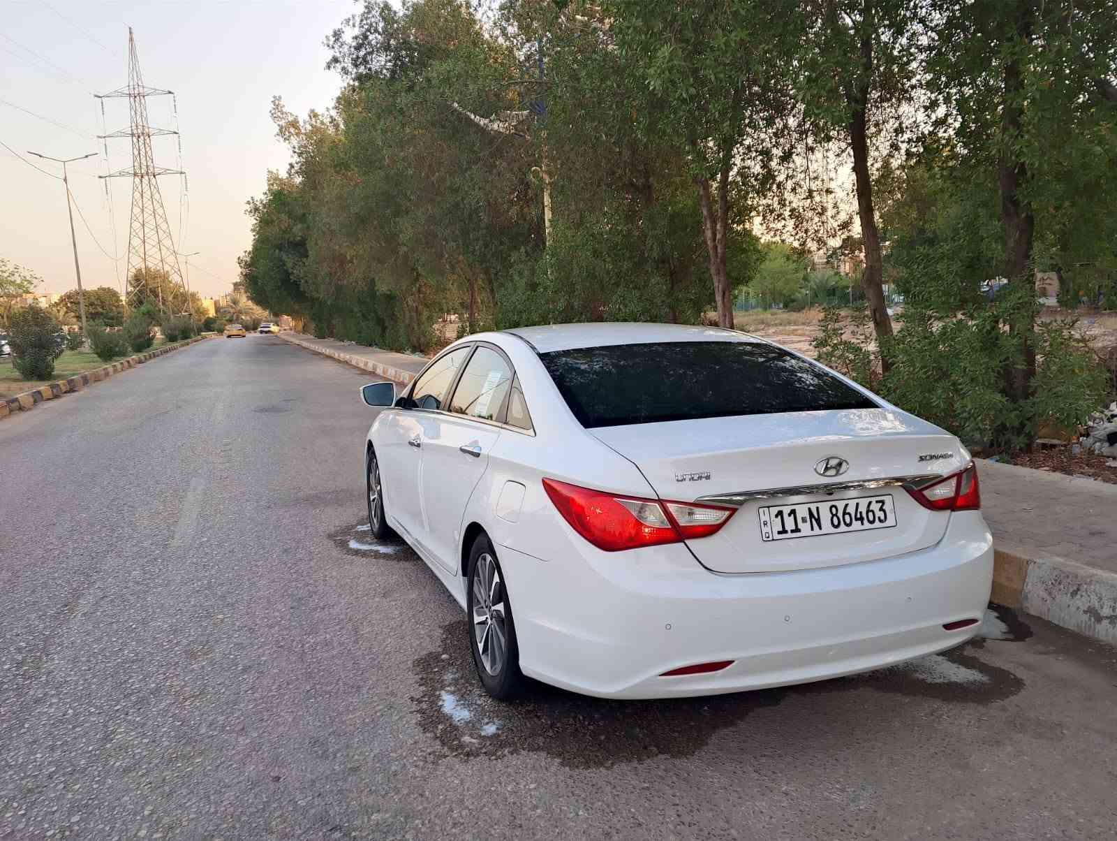 سلا م عليكم للبيع سوناتا موديل 2014 خليجي رقم بغداد دولي باسمي سنويه ل 2028 سياره جاهزه اي نقص ما بيها مكينه 2400 دوش مواصفات مواصفات السياره قطعتين تبريد تحكم بالستيرن شفته كشنات كهربائي شاشه كاميرا تخم تاير جديد وتخمويل جديد الساعه احلى من الصوره العنوان في بابل الرقم***********
