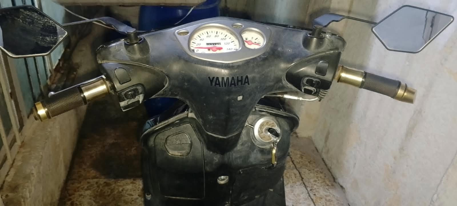 دراجه سكنس نثيه 140 للبيع كهربائيات كلها شغاله سعر 400 مكان الحريه مكينه مفتوحه مبل ولفات دراجه شلعه معدل تاخ\ من باب البيت رقم ***********
