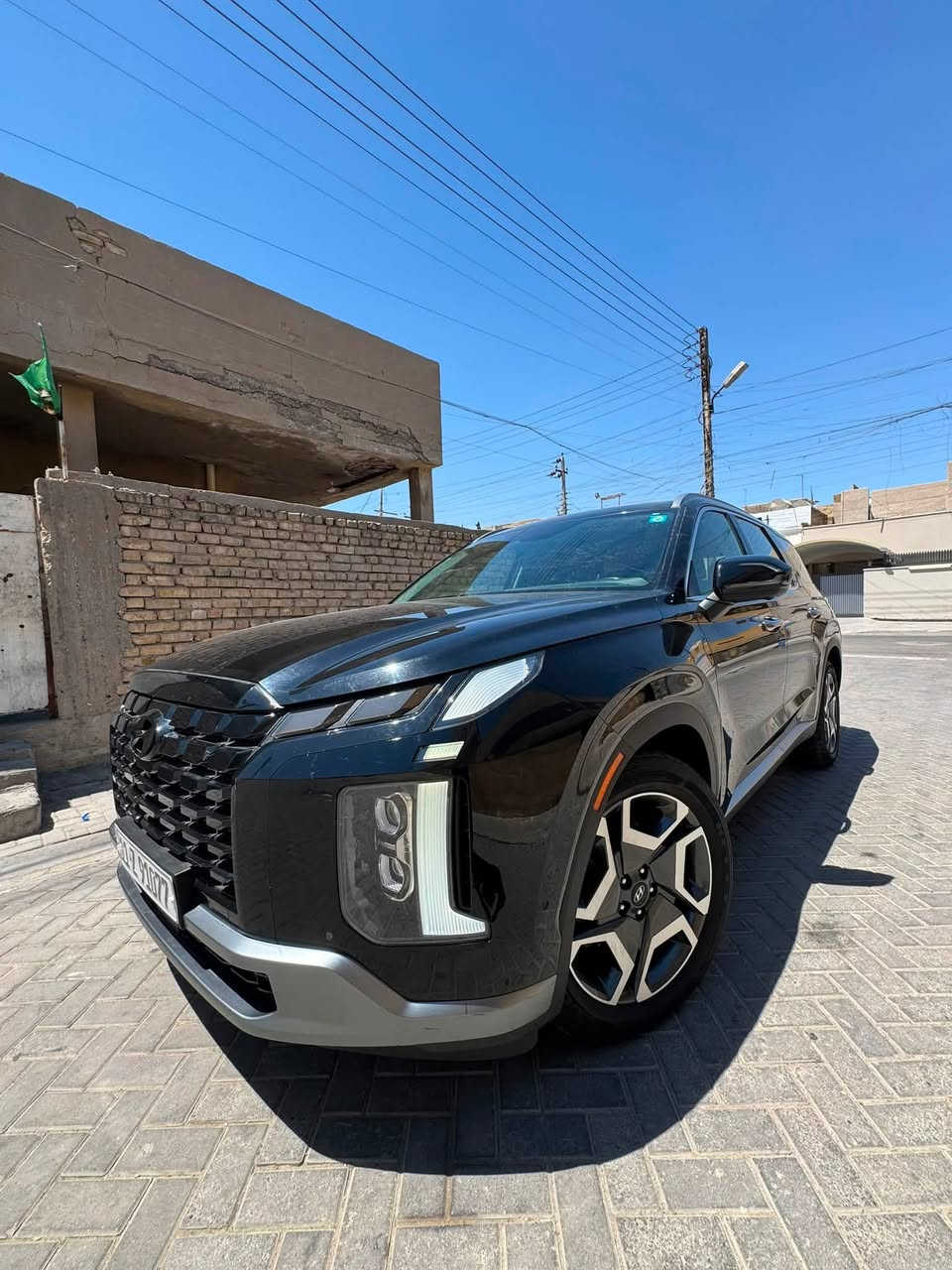 السلام عليكم ورحمة الله وبركاته بليسايد 2023 limited 

                       ترهم ((بيع و مرواس ))

وارد امريكي كفالة بيها فقط بخشم الجاملغ الايمن الباقي سليم كلشي بلادي السيارة ماشية 46 الف 
فول الفول تجي فتحة وحدة 
داخل VIP سياحي 
كشنات امامي خلفي تدفئة تبريد + الستيرن تدفئة 
رادار 360 درجة 
كامرات 360 درجة 
كشنات خزن 
وتفاصيل هواي معروفة السيارة 
للاستفسار ***********
مكان السيارة بغداد
