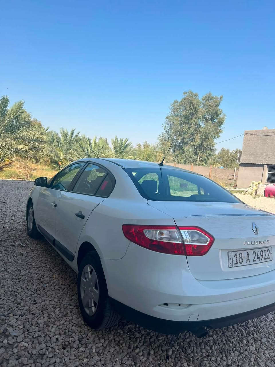للبيع او المراوس
رينو فلاونس ٢٠١٢
كير ومكينه جدد 
حداديه امامي خلفي جديده 
تخم تاير جديد 
تبريد ثلج 
مكفوله من الضربه 
صبغ قطعه وحده فقط باب الخلفي 
مكاني بابل 
السعر ٥٧
***********
