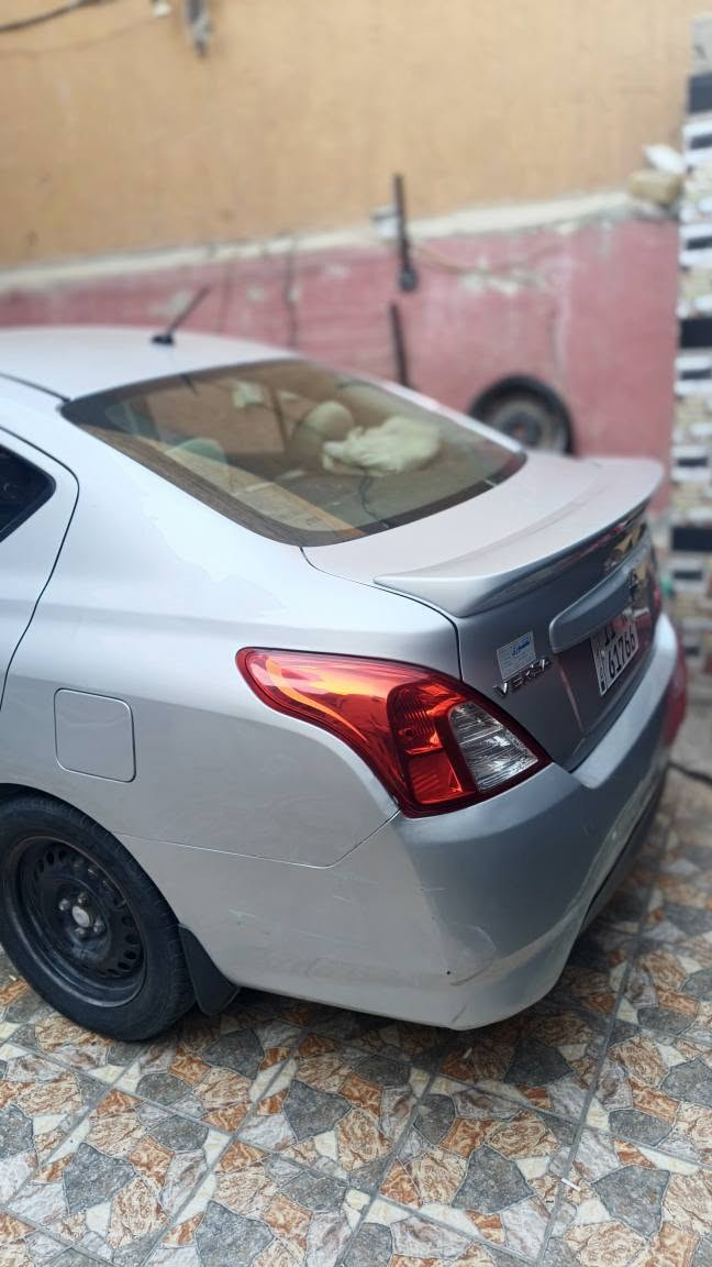 السلام عليكم عندي نيسان فيرسا للبيع موديل ٢٠١٩ رقم بغداد جديد باسمي تحويل مباشر سنوية لغاية ٢٠٣٠ تبريدها يشتغل ويفصل ابيع تبريد عاطل مدوشم الكشنات تايرات جدد باتري جديد محرك وكير بحالة ممتازة بيها صبغ بنيد وجاملغ أمامي  رايدها ب 82 ورقة وبيها مجال قليل جدا للاتصال على الرقم *********** ملاحظة ما اكطع سعر بالتلفون تحياتي للجميع بغداد, العراق
