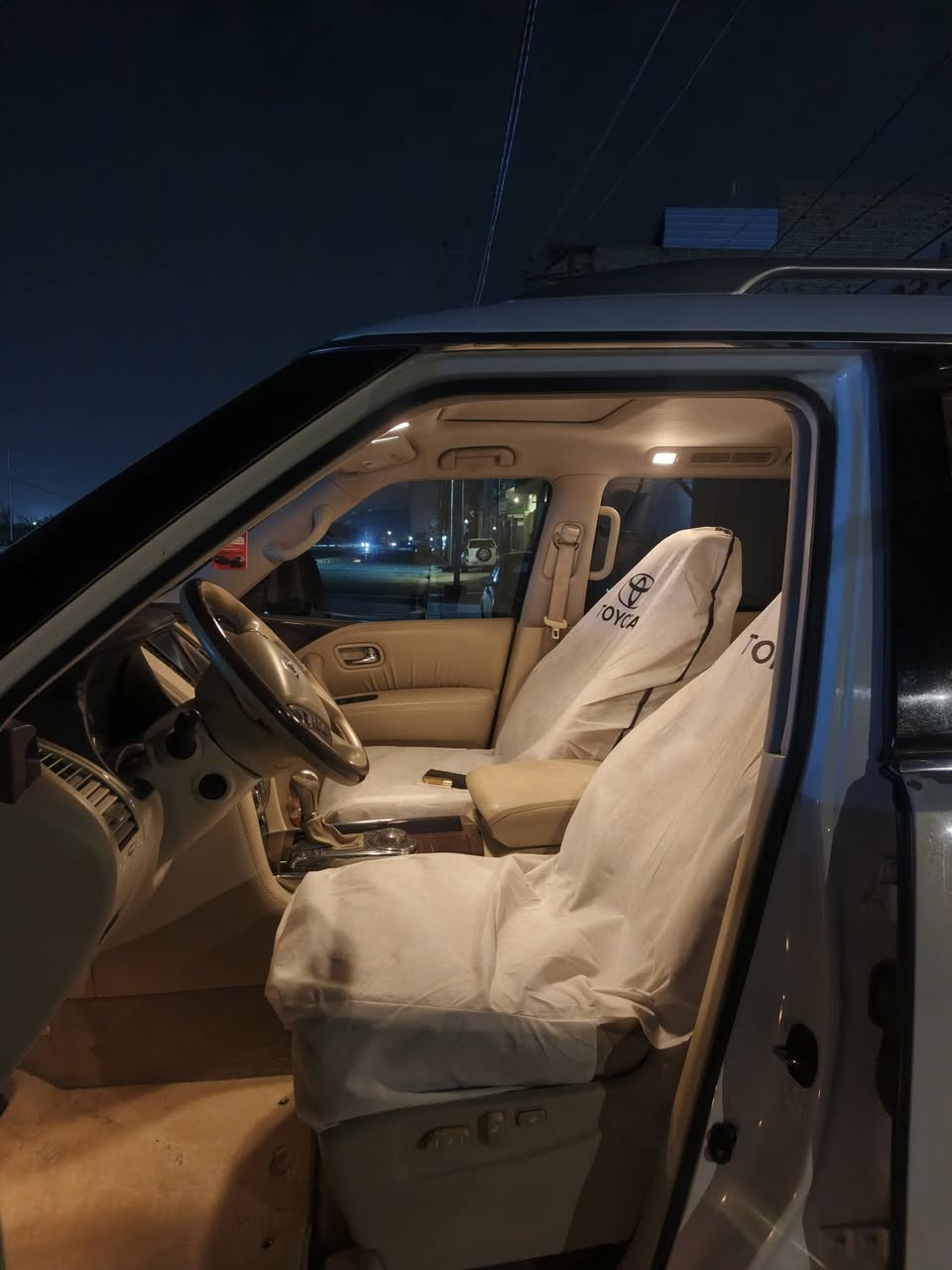 للبيع أو مراوس
نيسان انفنتي Qx56 موديل 2011 رقم أربيل مميز السيارة كفالة عامة من الضربة والصبغ
السيارة فول مواصفات شتريد بيها 
ماشية تقريباً 150 
السيارة بحالة الوكالة كلها على وضع الشركة ماملعوب بيها أبد
لكن صار بيها مشكلة بالمحرك ابيع طافية علمود لا اتعبني ولا اتعبك 
السيارة جاهزة من كلشي تخم تاير حدادية منظومة تبريد منظومة بانزين ماعايزها أي شي 
سعر السيارة 130 وسعرها مناسب ماكو هيج سعر
ومكانها ب الديوانية 
وهذا رقمي ***********
