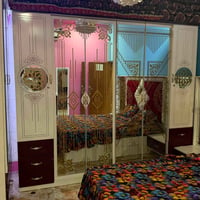 غرفة اخشاب • تركي • للبيع
