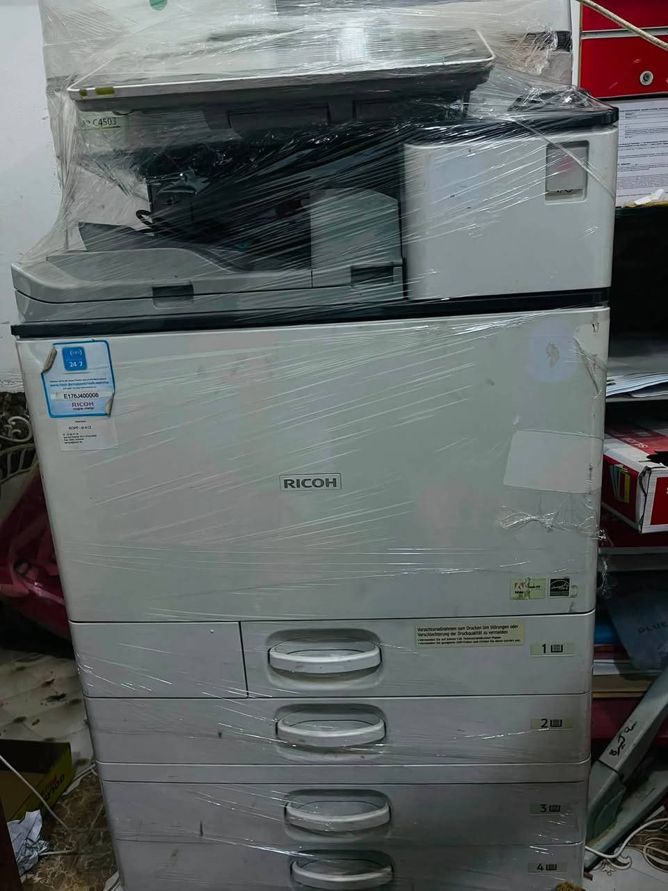 # للبيع
جهاز ريكو MP C 4503

مستعمل شي قليل

ملون و عادي A4 A3 A5

وجهين تلقائي 

استنساخ وطباعه وسكنر Wifi و usb

الاستفسار عن سعر مرسلة صفحه  

للاستفسار ***********

الموقع : الرمادي - زنكوره
