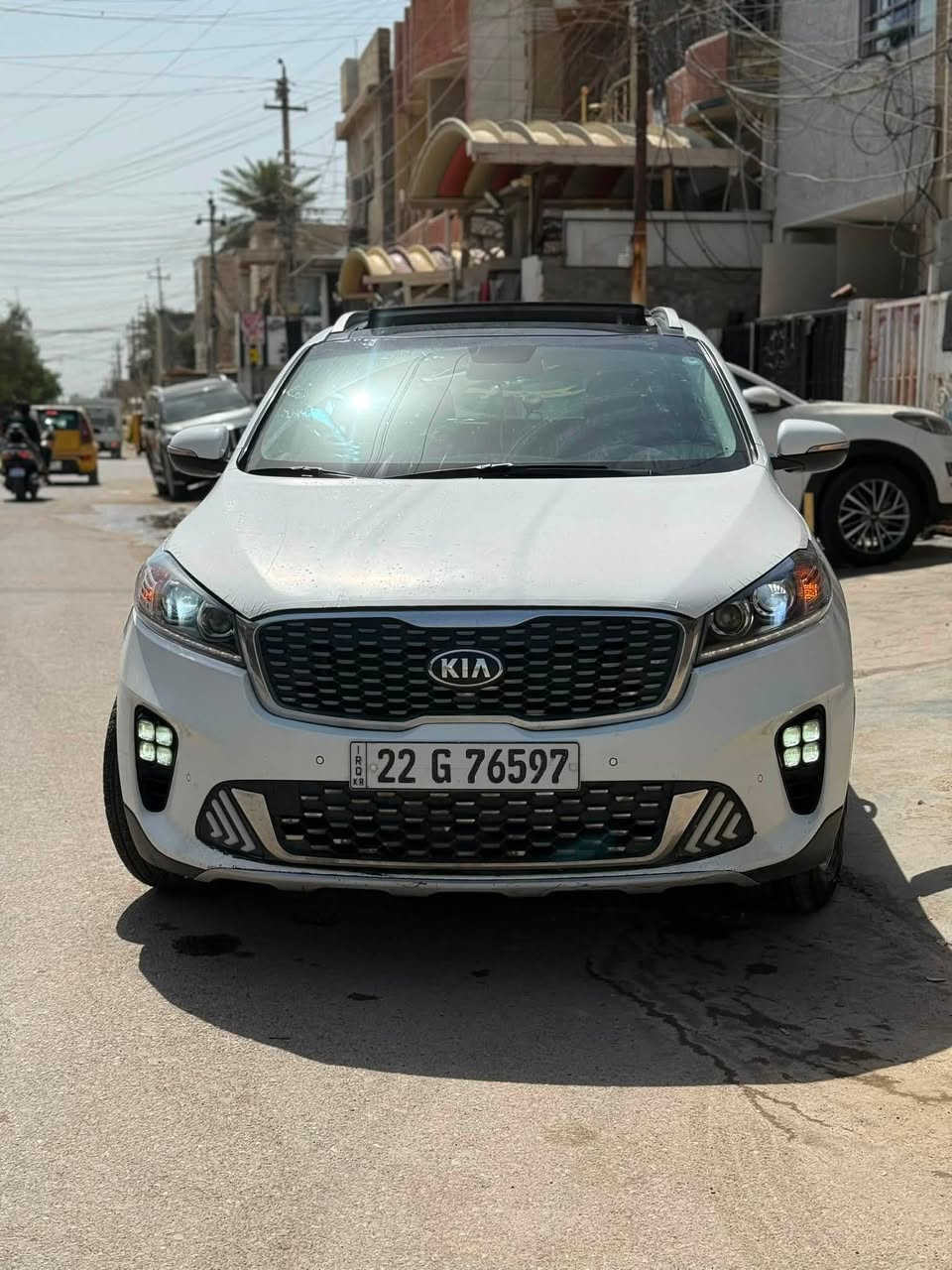 سورنتو 2020 
فور ويل
6سلندر
7راكب
بصمه
سستم صوت ديمنشن
حساس امامي خلفي
بانوراما طكتين
مري قلاب 
خزن ميموري
مقاعد جلد وكهرباء
تدفئه بالكشنات امامي وخلفي 
تدفئه ستيرن
3 قطع تبريد
رادار امامي خلفي
نقط عمياء
جنطه كهرباء
شاشه 
كامره
كروز مثبت سرعه 
منفذ شحن 
تحكم ستيرن جهتين اوامر صوتيه
الجام 4 اوتو +حساس يد
حادث السياره فقط بنيد بدون دواخل بدون ايرباك وبيها طخه صغيره بالباب الورا السايق انصبغ على كده  السعر 205  العنوان بغداد الشعب ***********
