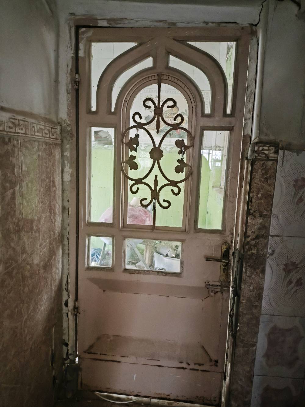 النجف • ابواب حديد • عدد ٧