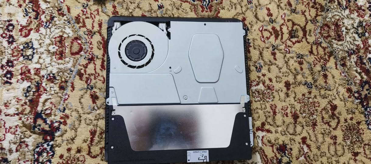 سلام عليكم بلي 4 نضام11  مكفول مامفتوح مع 2يدات +يو بي إس ناقصه بطارية فقط  السعر 280 العنوان نجف حي النداء الاستفسار***********
