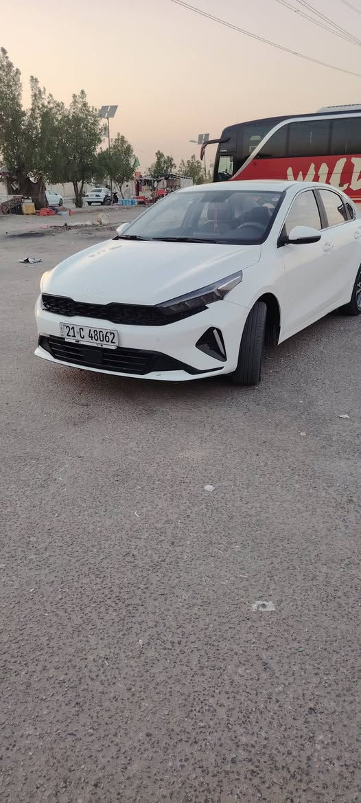 سلام عليكم سياره K3 مديل 24 رقم سلمانيه سنويه هزه جديده تريد وكاله أو تحويل جاهز مواصفاته فول ماشيه 67الف بيه بعض ملاحظات بسيطه سونار موجود داخل صور سعر 135 بيه مجال مكاني نجف حي النصر ***********
