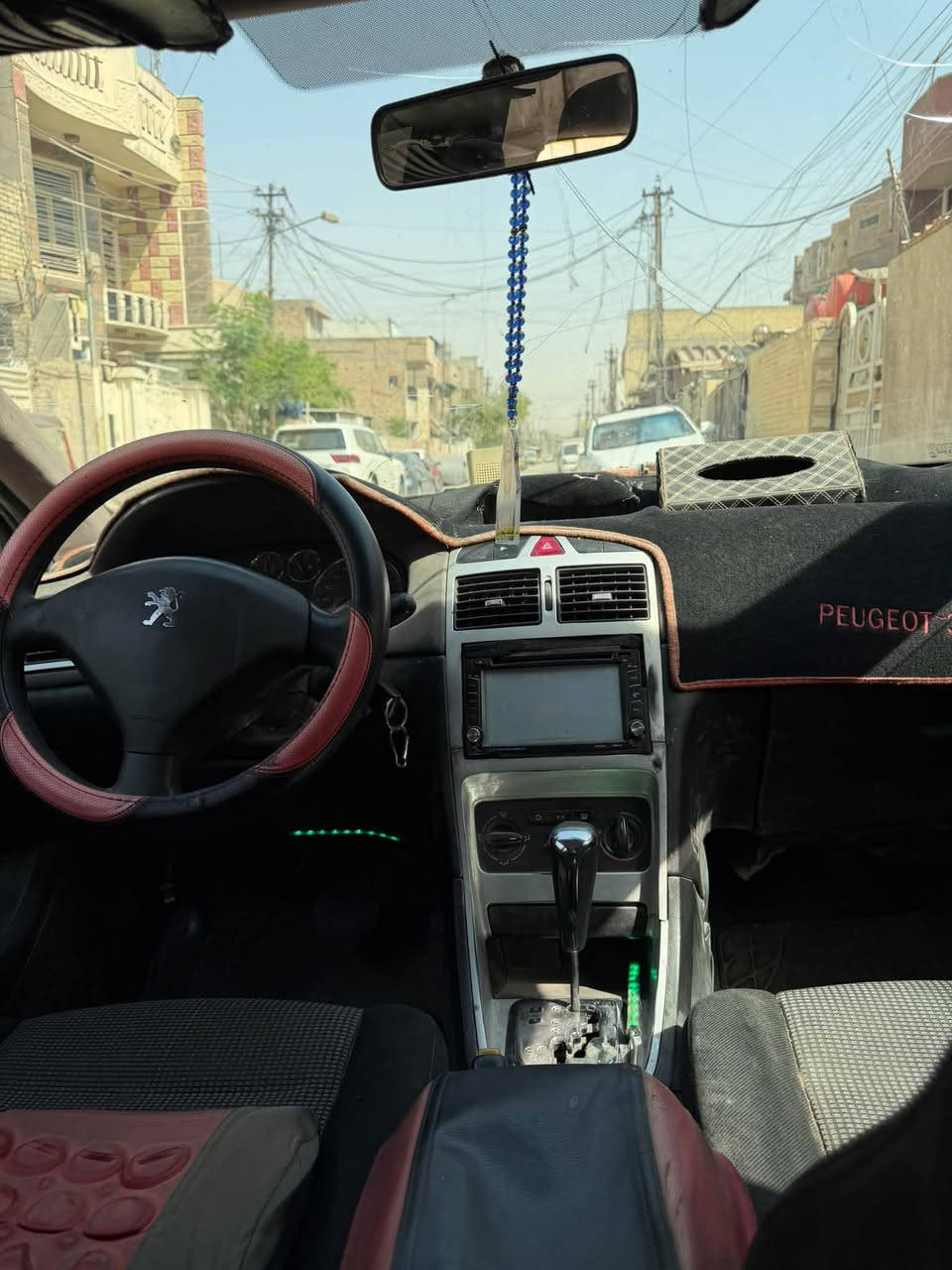 السلام عليكم بيجو فرنسي 307 موديل 2006 
شاشة و كامرة مبدل صدر و مشط ستيرن السعر 
30 ورقة عنوان بغداد الامين الثانية للاتصال ***********
