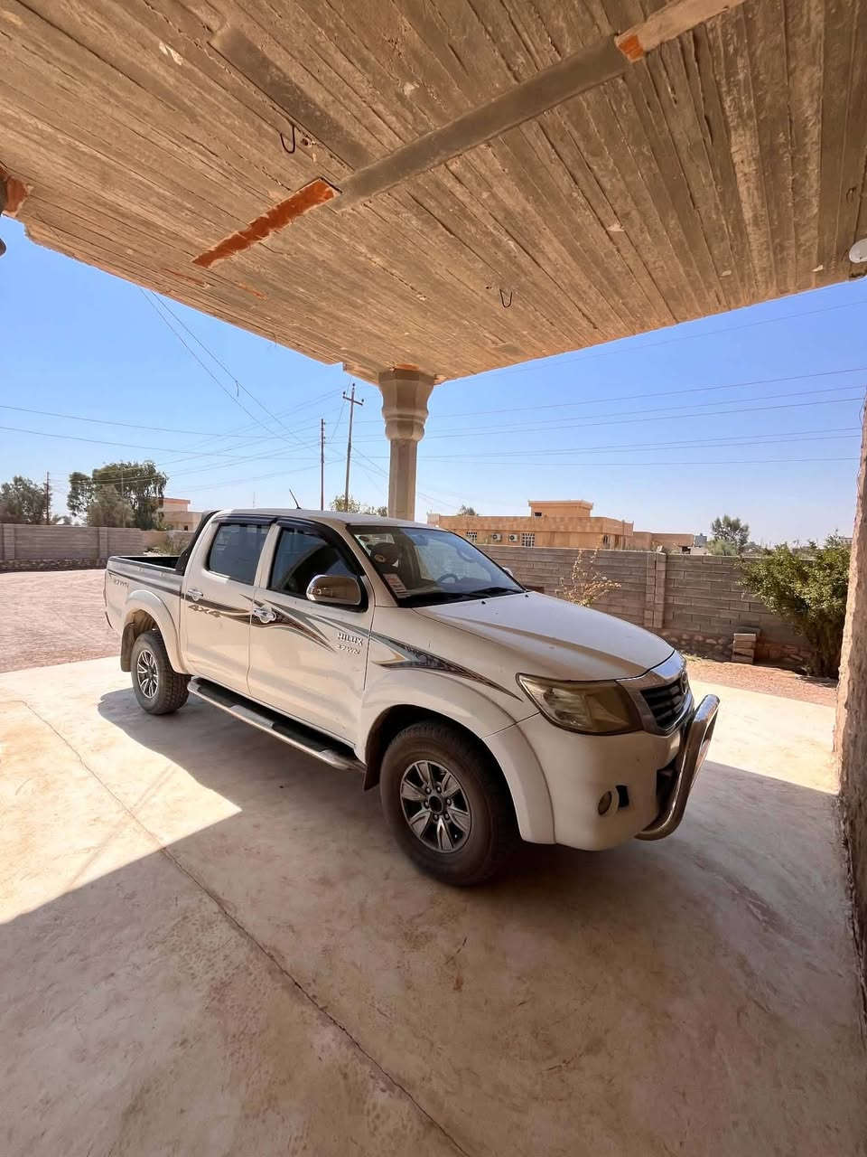 بيكم فورويل للبيع 
موديل 14
وتماتيك رقم بغداد
مصبوقه حزام
سعر160وبيه مجال
مكاني رمادي 
رقم الهاتف ***********
