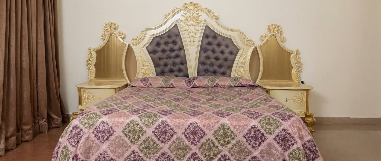 غرفة نوم • مستعملة • نظيفة