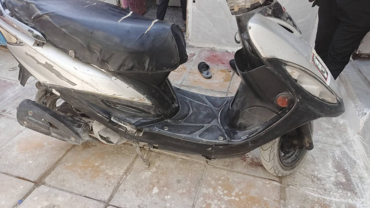 دراجة جيفور للبيع السعر ٢٥٠ وبي مجال واتساب على هذا رقم
+964 780 552 8319
