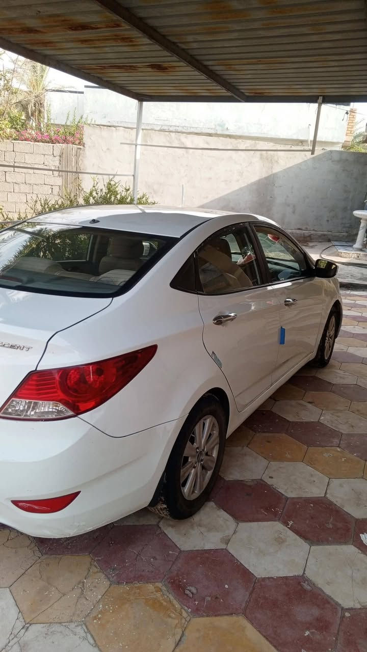 اكسنت خليجي موديل 2013 تبريد شغال حدادية فول صبغ قطعتين باب السائق الاثنين ونص الجاملغ  مكينة 1600
العنوان كربلاء   السعر78 وبيها مجال
***********
