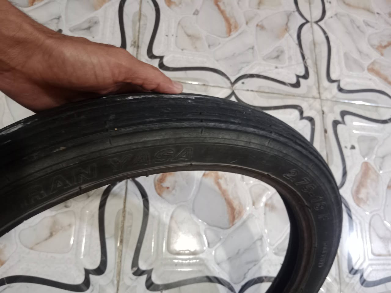 تايرات و دبلات • باكستانية • ناصرية مركز