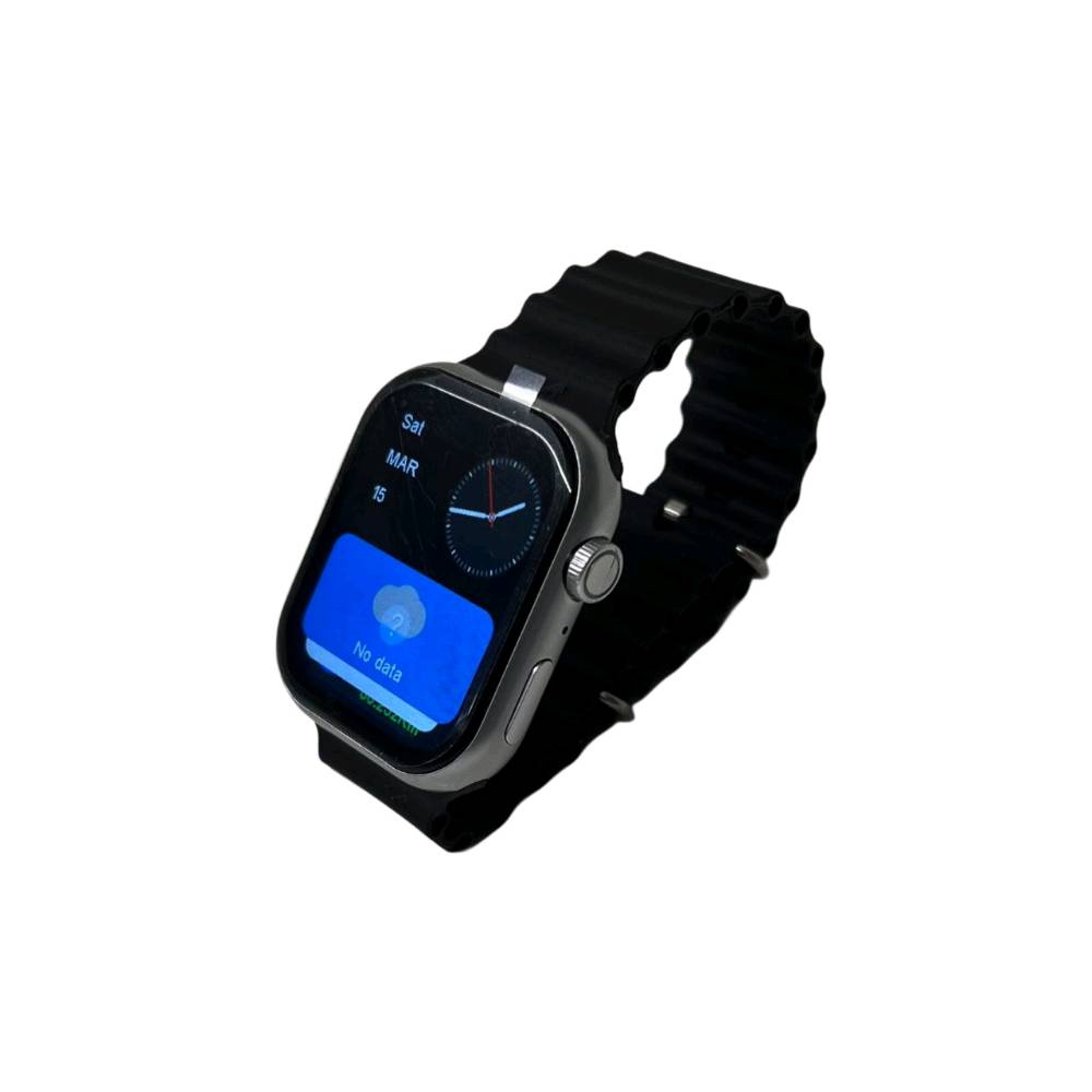 بوكس ساعة لمس وسماعة وايربود موديل Z-3437

ROCK-450 Smart Wristband + TWS
 Earbuds – سوار ذكي مع سماعات لاسلكية

سوار ذكي عملي يجمع بين شاشة كبيرة عالية الدقة وسماعات لاسلكية بتصميم TWS داخل نفس العلبة، مناسب للاستخدام اليومي وتتبع النشاطات الأساسية.

• شاشة Ultra Large High Definition لعرض البيانات بوضوح

• يدعم الاتصال عبر Bluetooth (إصدار 5.3 في السماعات)

• قياس عدد الخطوات والسعرات الحرارية والمسافة

• أوضاع رياضية: مشي، جري، ونط الحبل

بوكس ساعة لمس وسماعة وايربود موديل Z-3437

• استقبال إشعارات المكالمات والرسائل

• سماعات لاسلكية تدعم اللمس للتحكم بالمكالمات والموسيقى

• إمكانية استخدام السماعات بشكل منفصل أو معًا (TWS)

الساعة الذكية:
• نظام التشغيل المدعوم: Android 5.0 فأعلى / iOS 9.0 فأعلى
• البلوتوث: Bluetooth 4.0
• نوع البطارية: Lithium Polymer
• نطاق درجة الحرارة التشغيلية: ‎-10°C إلى 50°C
• الحساسات: مستشعر تسارع إلكتروني

السماعات اللاسلكية:
• إصدار البلوتوث: 5.3 + EDR (استهلاك منخفض للطاقة)
• تردد البلوتوث: 2.4GHz
• مدى الاتصال: 15–25 متر
• سعة بطارية علبة الشحن: 300mAh
• سعة بطارية السماعة: 30mAh لكل سماعة
• وقت تشغيل الموسيقى: 2–3 ساعات
• وقت المكالمات: حوالي 4 ساعات
• زمن الشحن: حوالي 1 ساعة
• جهد الشحن: 5V

محتويات العلبة:
• ساعة ذكية ROCK-450
• 4 سوارات
• زوج سماعات لاسلكية TWS
• علبة شحن للسماعات
• كابل شحن
• دليل استخدام
السعر: 25 الف 
التوصيل: 3 بغداد 5 محافظات