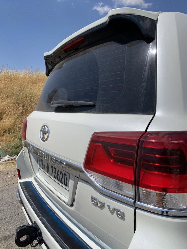 TOYOTA LANDCRUSER GXR 🧿⚜️

V8✈️
MODEL:-2018📦

بەنسبەتی بۆیاخ هیچی نیە پئش و پشتی کەپسە⚜️
سەنەوی رەقەم هەزەی نوێیە بەشەرتی تەحویل
مواسەفات GXR
نرخ:485 وەرەقەو مەجالێکی برایانە
بۆزانیاری زیاتر پەیوەندی بکە 👇
***********
