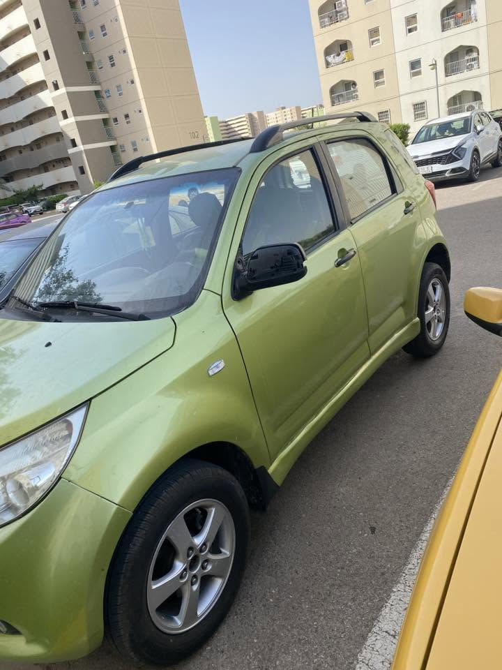 داهستوا موديل ٢٠٠٩  كله مبدل جديد بس نقصها فور ويل الأمامي سنويتها لحد ٢٠٢٩  سعرها ٥٣وبيها مجال بسيط لتواصل ***********

نص مكتوب في الصور:
- كوووول
- CHILL