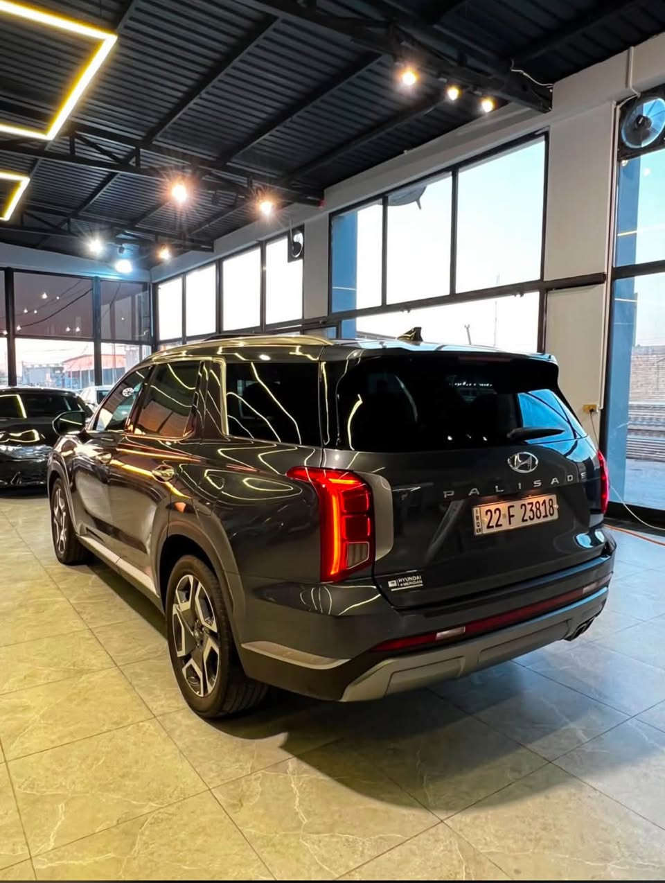 Hyundai palisade  2024لمتدد
هونداي بلسايد لمتددجديده ونظيفه جدا

فقط بيع  السعر 268$ بيها مجال قليل بعد المعاينة

موديل: 2004

الضرر جاملغ +باب تبديل وصبغ وملاون بالباب الخلفي
 المحرك   v6    3.8 

بصمة تشغيل + بصمة ابواب 
 
 رادار امامي  + خلفي 

كامرات عدد 6  360 درجة 

كشنات امامي خزن ميموري 

كشنات كهربائي تدفئة وتبريد

داخل اسود ملكي

انارة داخليه (محيطيه) + انارة دشبول 

بردات جانبية

تبريد مركزي امامي + خلفي منفصل التحكم

تحكم ستيرن + شفتات

تدفئة ستيرن 

مرايا هيتر + تعتيم 

صندوق كهربائي شفط + اربع وضعيات فتح صندوق

وضعيات قيادة  (٥)

ويل كب حجم  ٢٠ 

اوتو هولد + نقطة عمياء 

سايد بريك بصمة + مثبت سرعة

شحن وايرلس 

إشارات بالمرايا  + إشارات جانبيه

اوتو بريك 

تحديد مسار

شاشة ديجتال كبيرة

تشغيل عن بعد 

دفع رباعي 

نظام مانع انزلاق 

 نظام نزول منحدرات كشنات Vip منفصل 

 وبعد بيها هواي مواصفات

 السعر 268مرقم اربيل ترقيم جديد بيها مجال كلش قليل بعد المعاينه
***********
***********
