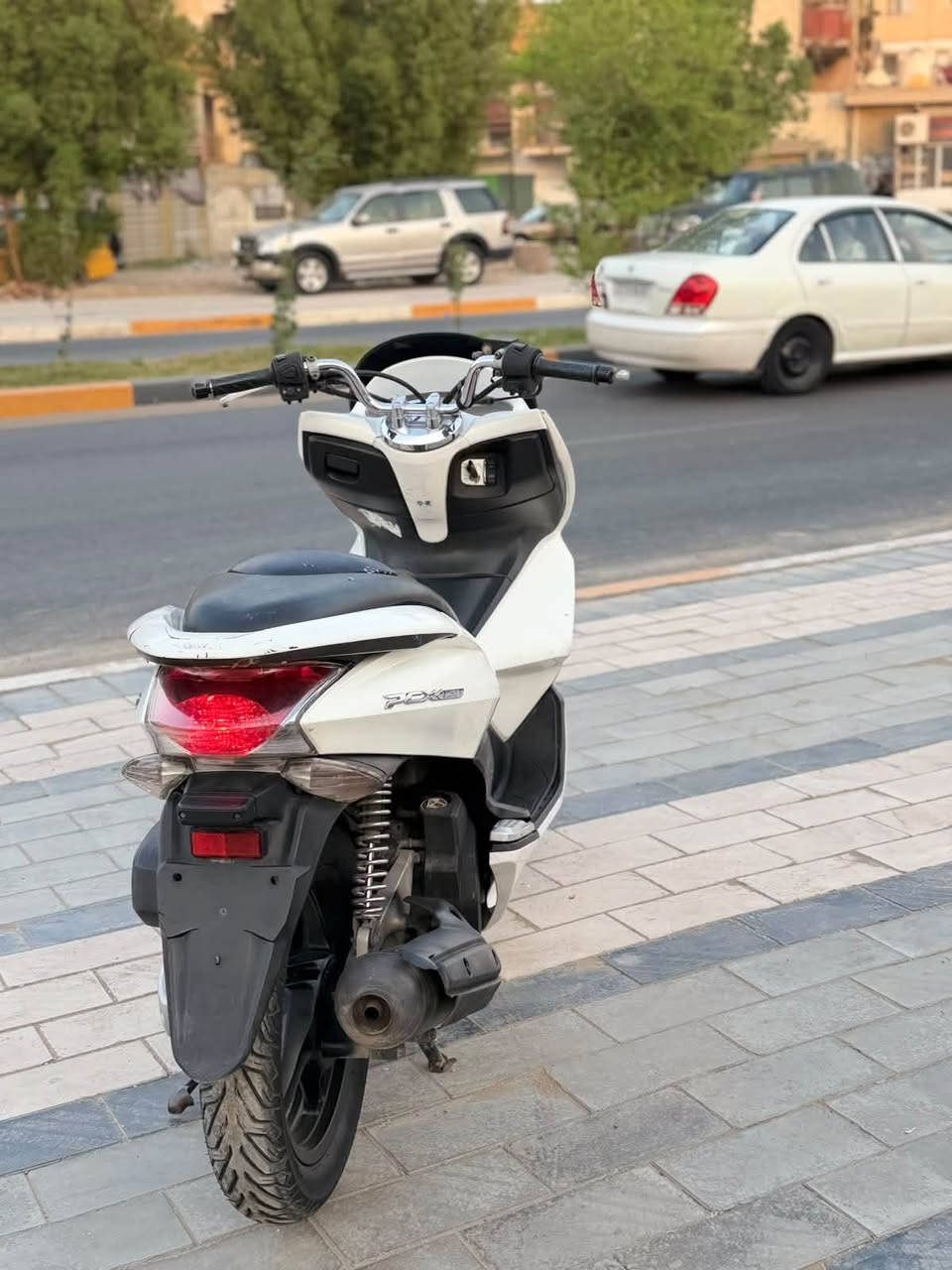 سلام عليكم دراجه البيع pcxجيل اول ياباني اصلي نوزل خطين ستان كهربابي حساس ازدحام شلعه معدل خير من الله حجم مكينه 150 حرف A دراجه مال رمبه حته دفاتر مزاد وياهه دراجه احله من صور تجي وشوف بعينك ممفتوحه ولا تبخير ولا تنقيص دراجه مكينه لوك دراجه مكفوله عامه مكان بغداد دوره سعر مليون 350 رقم***********
