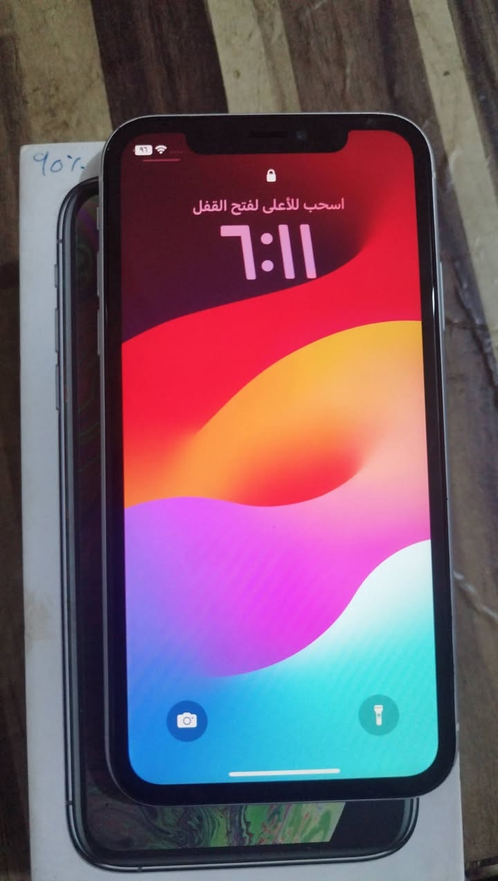 ايفون اكس ار جهاز مبدل شاشه اصليه تفصيخ نضافه فول بطاريه 78 بلاديه السعر 175

نص مكتوب في الصور:
- ٩٦% اسحب للأعلى لفتح القفل ٦:١١