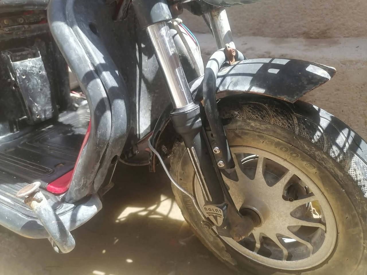 دراجه شحن عوزها بس باتريات ب125 واتس اب ***********
