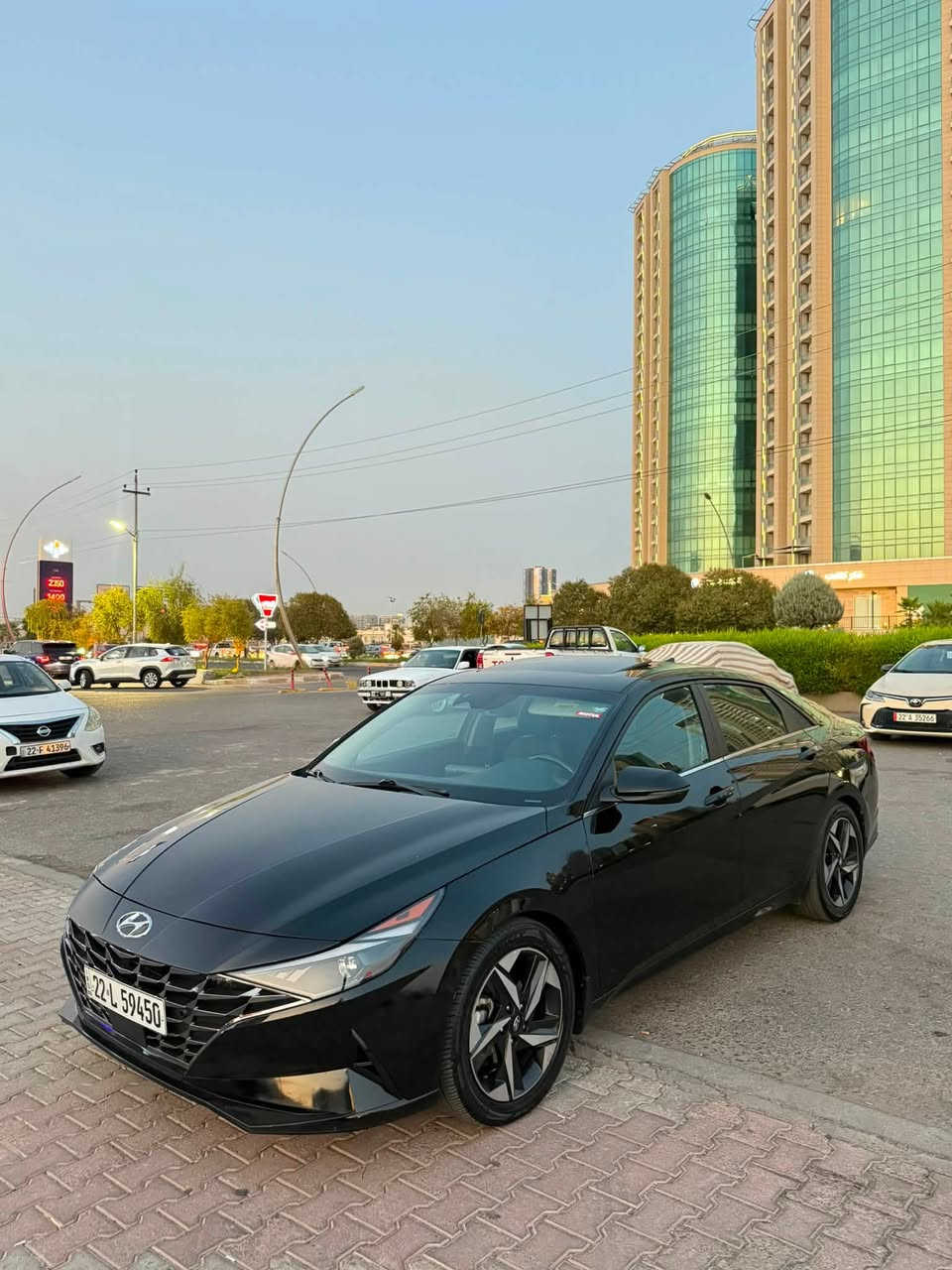 هوندا النترا ٢٠٢٣ فوووول  لمتد  محرك ٢٠٠٠ دوش
💥💥 limted ليمتد فووول    💥💥
موديل ٢٠٢٣ ✅🚘
فول فول مواسفات  لمتيد  
فتحة سقف ✅
شاشة كبير و كاميرة ✅
رادار امامي و خلفي و سفحات ٣٦٠ درجة ✅
بصمة بيبان ✅
كشن جلد رياضي حضن ✅
تدفئة كشنات ✅
شحين واير ليس 🔋🔋 ✅
شفتات ستيرن ➕➖✈️
تحديد مسار ✅ 
قيادة ذاتية ✅
درايڤ مود sport+nurmal+smart ✅
لايتات زينون و ليد ✅
تحكمات ستيرن ✅
تشغيل عن بعيد ✅
گيج اليكتروني 4 انواع ✅
دشبول ليد ١٠ الوان ✅
عدد سماعات 12 BOSS 🔊🔊  ✅
تبريد قتعتين ✅ 
حجيم محرك ٢٠٠٠ دوش مرغوب  🦁
بعد بيها هواي مواسفات ✅

ماشية ٥٥  الف 
❌ ملاحضة ضرر سيارة فقط نص جاملغ مو كامل ٤ مكانات اصغار صبغ بدون معجون تبديل 
بدون دواخيل بدون لغود شوانصي و بطاين راديتر كلا بلادى 💯💯

مكان سيارة اربيل 
***********___***********
سعر ١٣٥  مجال 

I
