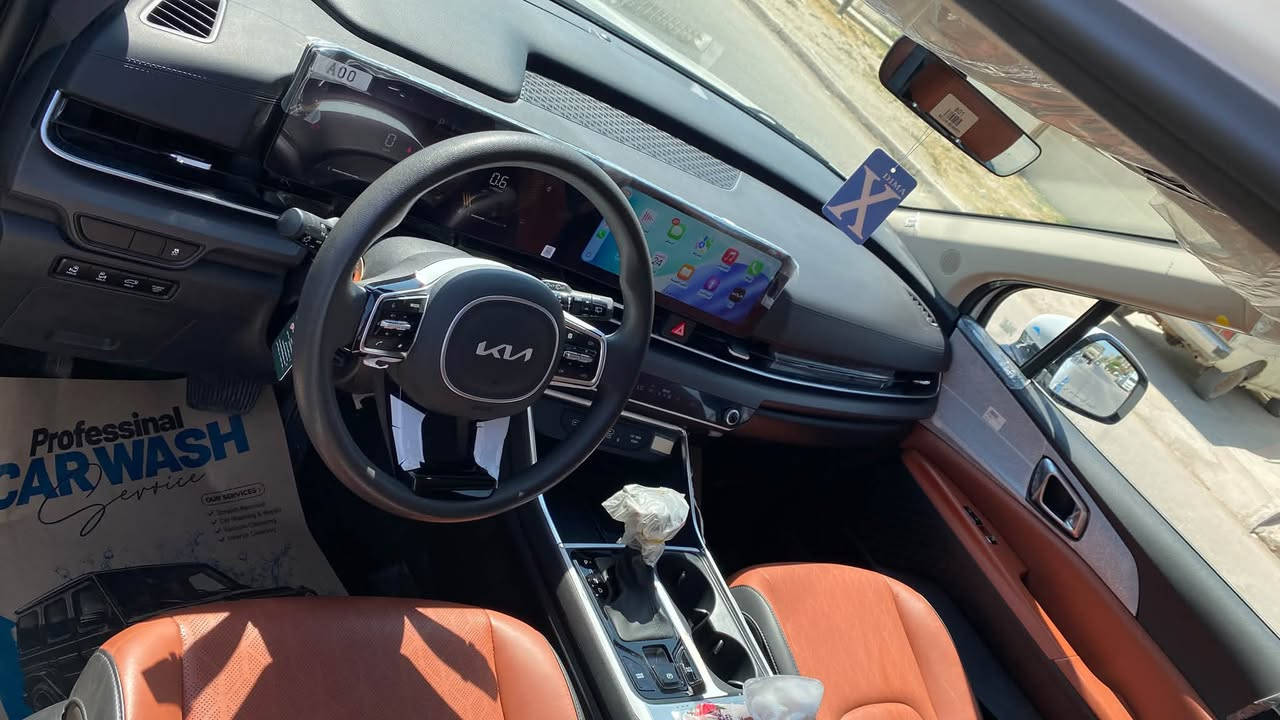🚙 للبيع | كيا كرنفال 2025- فئة فول مواصفات 🚙
مكفوله سونارها موجود 
🔶 الموديل: 2025
🔶 المحرك: 6 سلندر 3500 - أداء قوي واقتصادي
🔶 بيه فتحتين سقف ثنين بيه (كاميرا خلفية 360 درجة)
🔶 2 كاميرا داخلية لتسجيل الحوادث (سترنا الله وأياكم)
🔶 حساسات أمامية خلفية مع رادارات
🔶 ماشيه 31 الف
🔶 5 أنظمة قيادة مع أوتو هولد وهاند بريك دكمه
🔶 شاشة كبيرة متصل + نظام ترفيهي متكامل
🔶 شحن لاسلكي للموبايل مع منافذ تايبسي
🔶 تشغيل بصمة + دخول ذكي
🔶 تبريد وتسخين مقاعد أمامي خلفي
🔶 فل تحكم ستيرن + أوامر صوتية
🔶 تبريد خلفي مستقل
🔶 أنوار LED نهارية وخلفية
🔶 دبل خلفي كهربائي + أبواب جانبية كهربائية شفط
🔶 سماعات أنفنتي أستيريو
⭕️⭕️⭕️ سعرها 310 بيها مجال كلش قليل 
للتواصل ***********
مكاني بغداد الغزاليه
