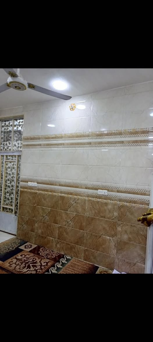 بيت 100 الايجار نضيف بناء حديث نهاوندً 10 الالف بضهر سايدين جدد خلف معمل بلاستك

إيجاره 300 قفل ***********

