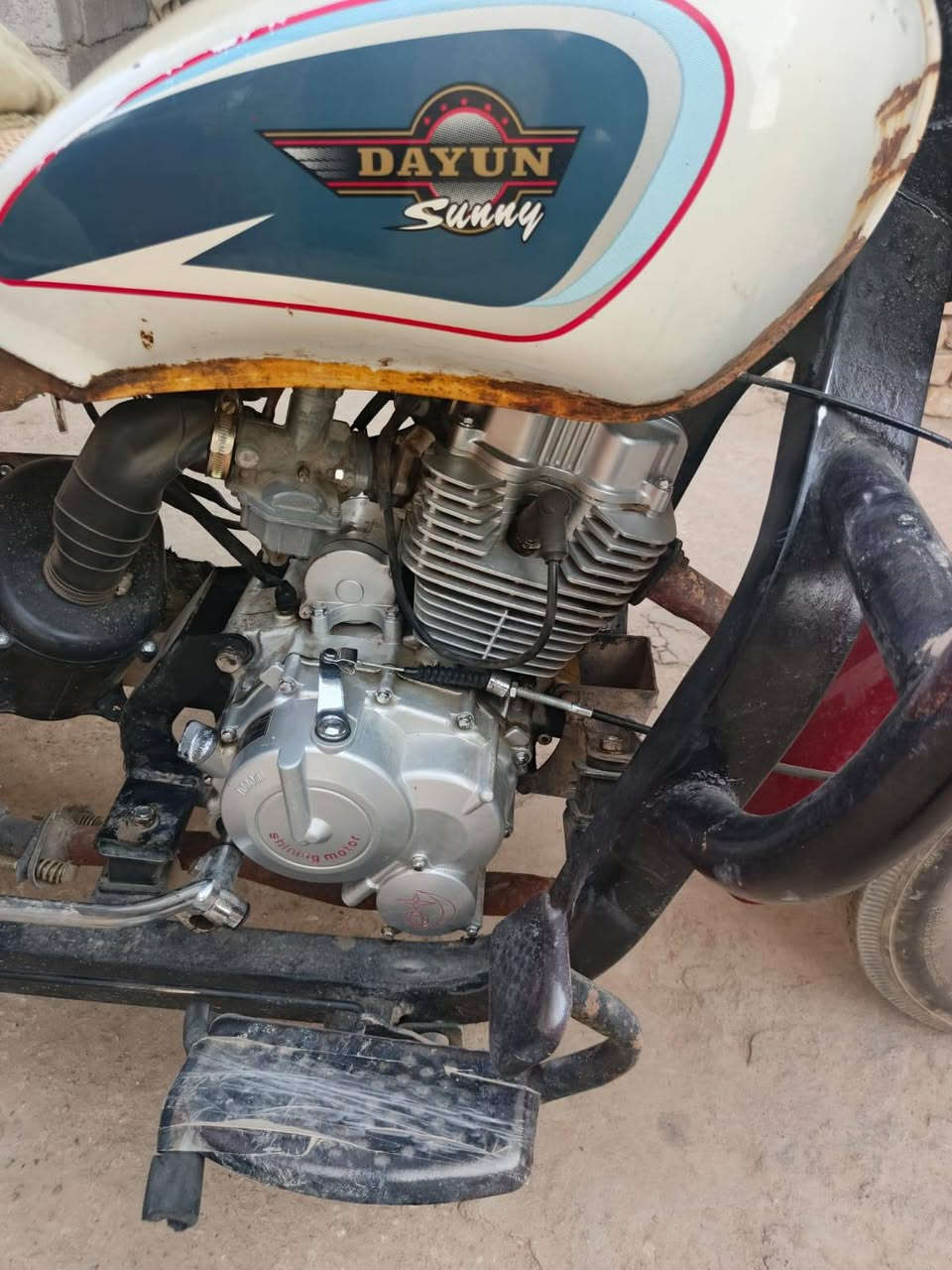 السلام عليكم ستوته كلك
ما عوزه شي شغل وطلع محرك نضيف
سعر 850
مكلف بالنشر
مكان النصر 
***********
