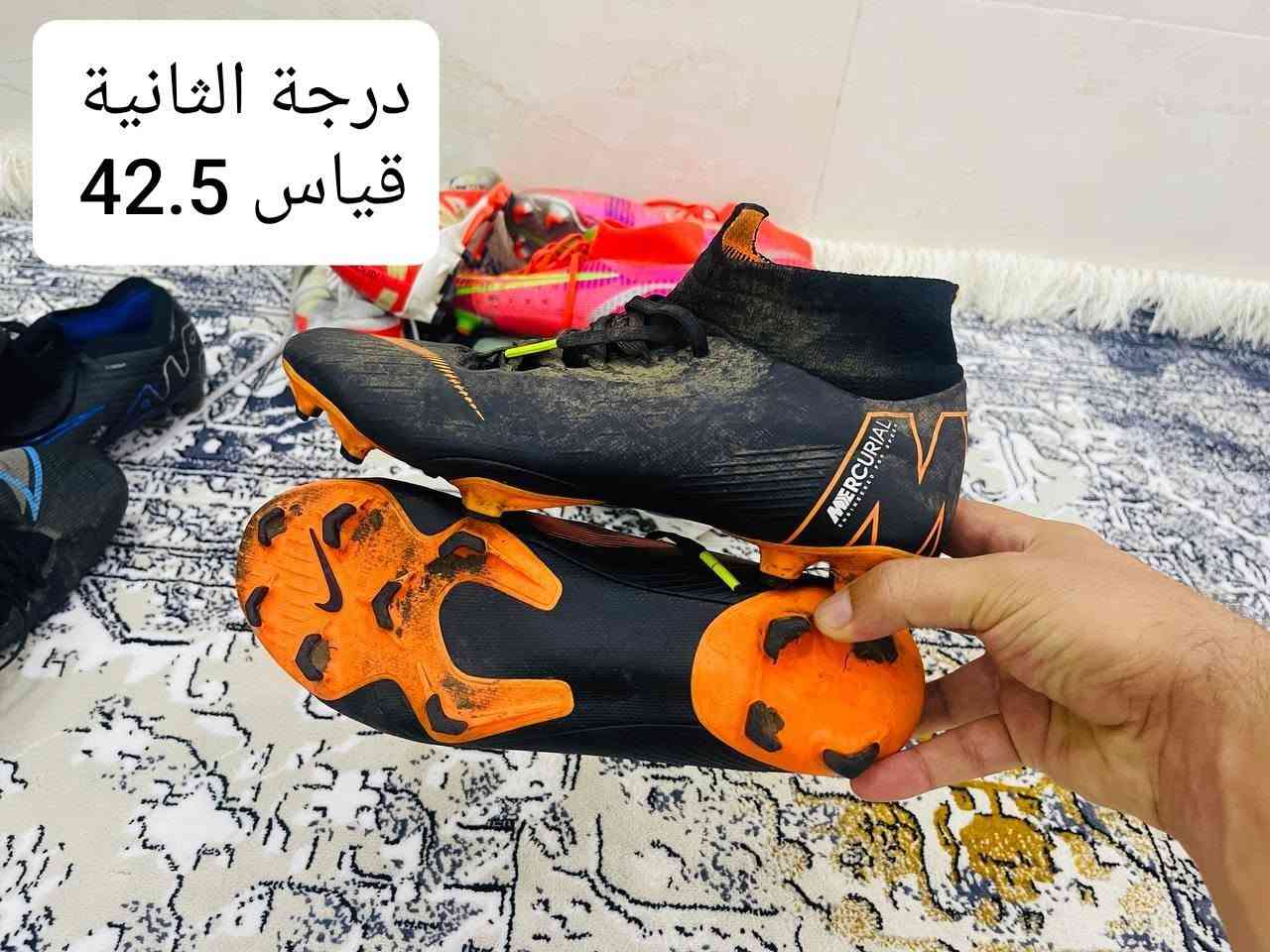 حذاء جديد • درجة أولى وثانية • مقاسات ٤٠٫٥،٤١،٤٢،٤٥