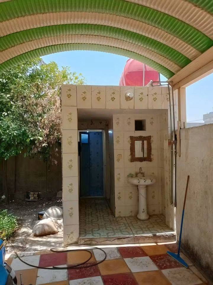 طابو زراعي سند25 المساحه 275 العنوان مميز يبعد عن شارع العام 100 متر  العنون حي الحوراء  
التصال على رقم
***********
