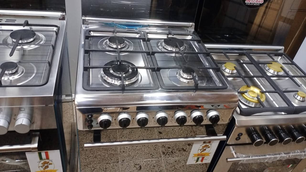 طباخات إيطالية • طباخات مصرية