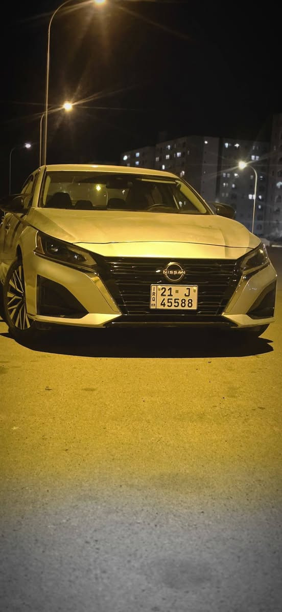 السلام عليكم
مكلف بل نشر 

رجااء. مو شراي لا يدخل ولا يعامل ولا ينطي موعد كذب 

 

نيسان التيما موديل 24 

 

مواصفات SV

محرك 2,500

حادث جملغ وبنيد مبدل بلادي شرط 

دواخل مكفول  

السعر 155 وبيه مجال 

***********
