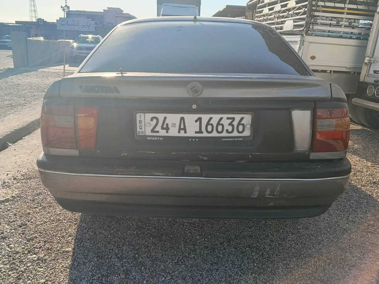 1990
كير محرك شرط 
حجم 20بلادي 
تدفئة شرط 
رقم سنوية جديدة 
تحويل ثاني يوم 
سياره فول 
السعر /30مجال قليل 
لتواصل واستفسار اكثر 
كورك ***********
اسيا ***********

