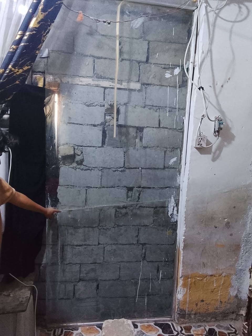 جام مال محل هنه وبابهن الطول مرتين ونص والعرض 3متر تقريبن جامه منهن مفطوره هاي الي مئشرين عليه سعرهن 225.  الي يريدهن يتصل على الرقم ***********مكانهن بابل
