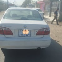 نيسان • ٢٠٠٢ • ٦ سلندر