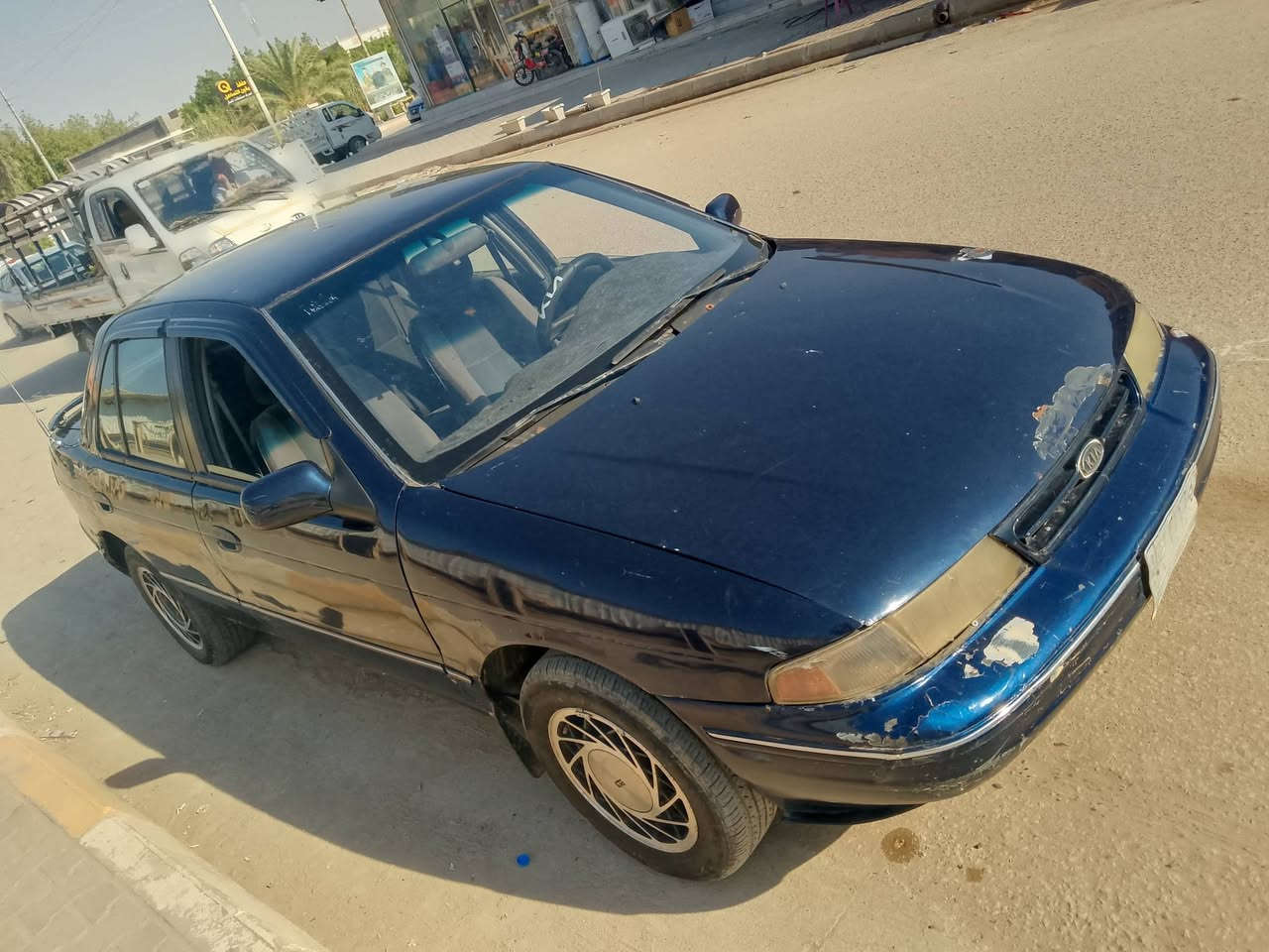 السلام عليكم سيفيا 1993محرك جديد  مفتوح كير عادي كهربائيات كامله صدر نضيف السياره جاهزه ترايك وين متريد رقمها بغداد سنويه هسه نفذت العنوان بابل جبله السعر 28     رقم الهاتف ***********
