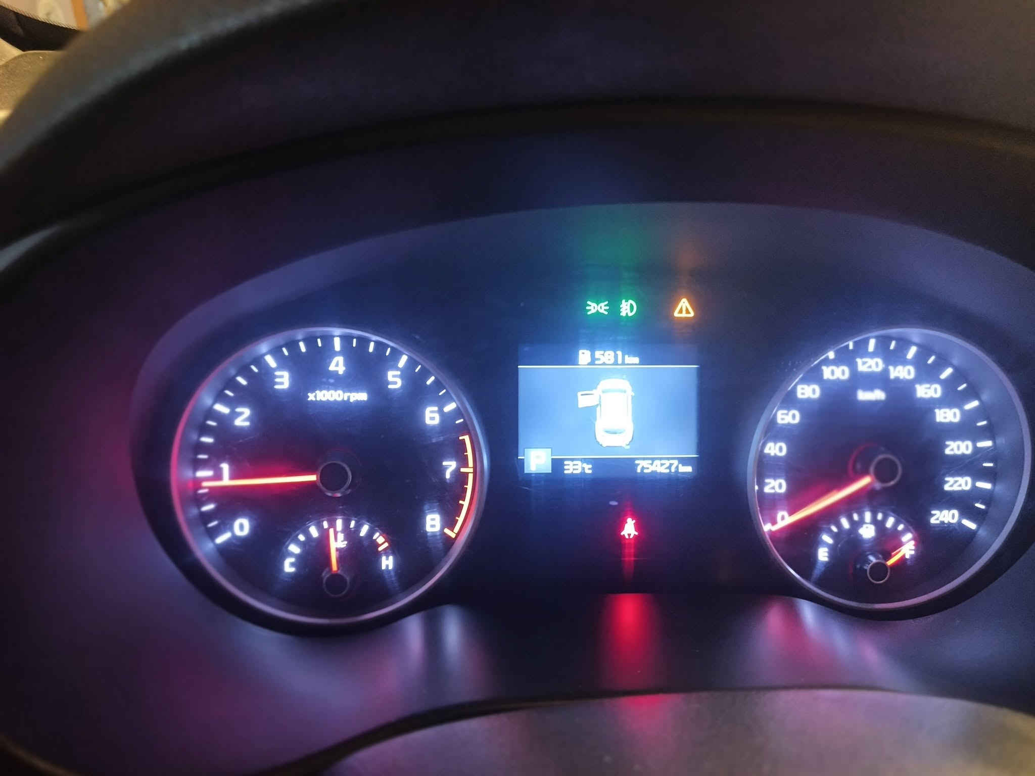 🚘 للبيع كيا سبورتاج خليجي موديل 2020

ماشية 75 ألف كم فقط، السيارة نظيفة والتفاصيل كاملة    

🔹 التايرات شادهن قبل أسبوع
🔹 منظومة زنون كاملة وأصلية، سعرها 200$
🔹 خليجي
🔹 موديل 2020
🔹 ماشية 75 ألف كم

💰 السعر: 185 ورقة، وبها مجال بسيط
📍 الموقع: بغداد – الشعب
📞 ***********

الجاد يتفضل، والسيارة جاهزة للفحص. 🌹
