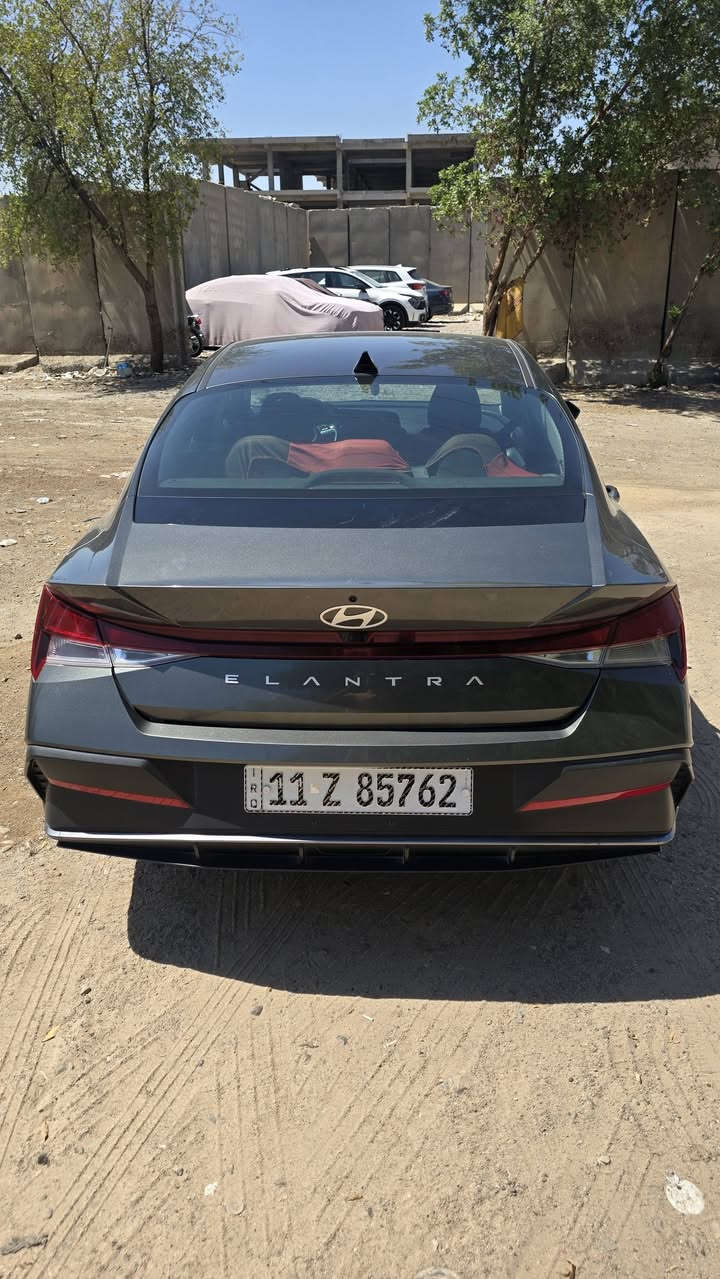 للبيع النترا 2024 وارد امريكي لون زيتوني صور الحادث بالمنشور وانطخت عندي باب السايق والورا وبدلتهن بدون دواخل  لغد شاصي ايرباك كله كفاله مكينه كير كفاله ماشيه 55 الف رقم بفداد بأسمي مكاني زيونه سعر 135 وبي مجال مااكطع سعر بالتلفون تجي تشوفها وتدلل ***********
