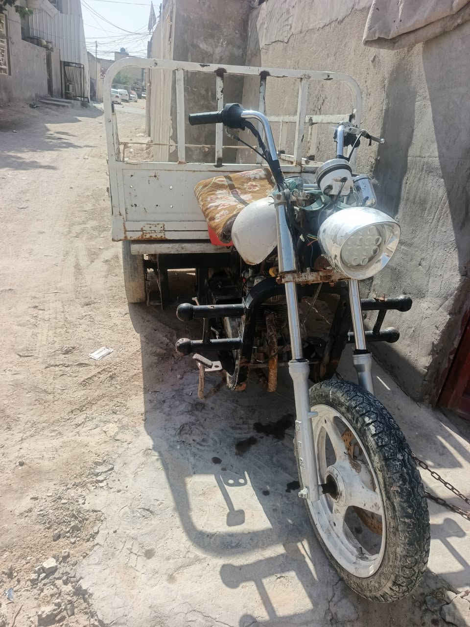 الستوته كلك كلك كلك مكفول شاصي ركبه ظفيره الستوته جاهزه مال شغل مال عمل نجف حي الرحمه  
***********
السعر 500وبيه مجال
