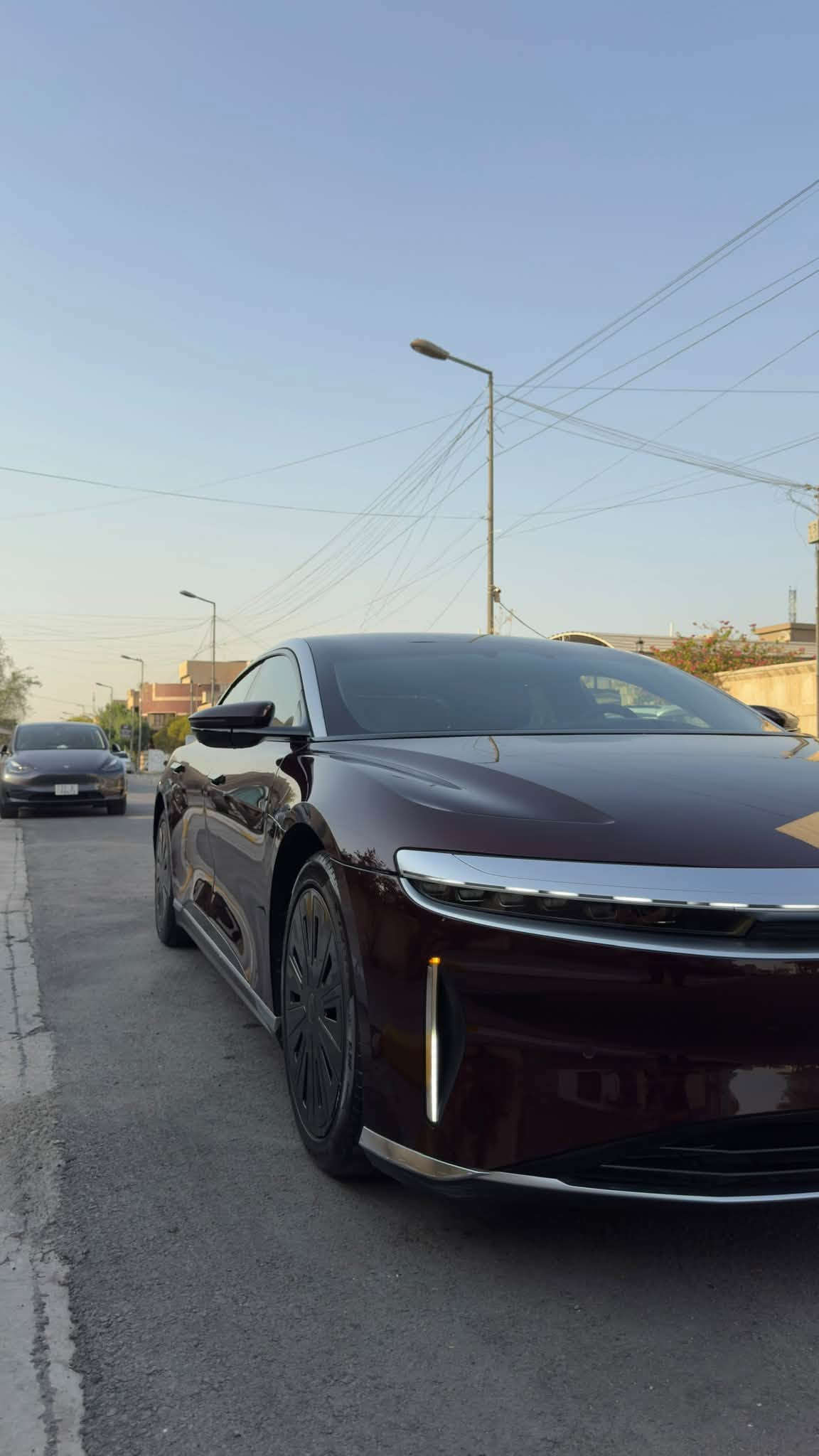 🔥🔥 للبيع لوسيد إير تورنك 🔥🔥2023

اللي يريد سيارة فخمة، قوية، ومختلفة عن الموجود بالسوق 👌⚡️

🚘 Lucid Air Touring
⚡ كهربائية بالكامل
💨 أداء وتسارع خيالي:780 حصان 
🔋 مدى ممتاز:680 كيلو 
✨ داخلية فخمة وراحة عالية
📱 شاشات وتقنيات متطورة
🛡️ أنظمة أمان ومساعدة قيادة حديثة
🔥 شكل وهيبة تخلي السيارة تلفت النظر وين ما تروح
ماشيه 22 الف كيلو

السيارة نظيفة ومرتبة وجاهزة، واللوسيد من السيارات اللي تجمع بين الفخامة والأداء بطريقة مميزة.
حادثه بيه صبغ الدعاميه الخلفيه ووجه الصندوق بدون دواخل بجم كبس 

💰 السعر:37الف دولار يعني 370 ورقه وبيه مجال للشراي 
📍 بغداد اليرموك
📩 للاستفسار والتفاصيل:***********

***********

⚡ لوسيد إير تورنك… مو مجرد سيارة، هاي تجربة! 🔥
