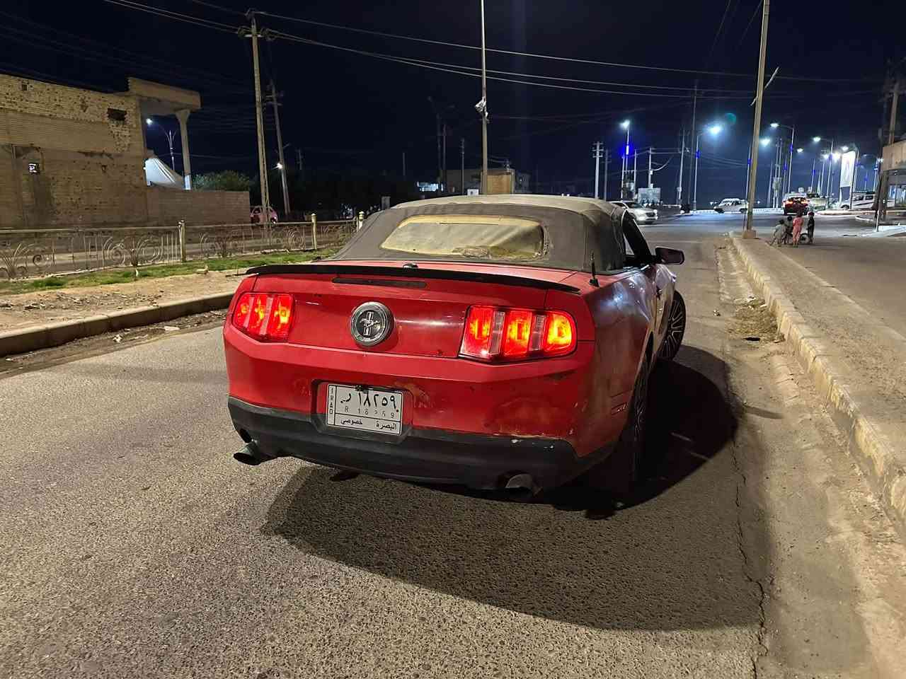 للبيع موستنك 2010
المحرك: V6  4.0L، 
 غرفة رياضية مميزة (أسود وأحمر) نظيفة 
 تحكم ستيرن 
 ويلات رياضية حجم 19 
 السنوية نافذة لغاية 2028 (الأوراق كاملة وجاهزة للتحويل).
 البدي مصبوغ عام.
السياره يحتاجلها ترتيب 
 السعر  ٥٥ 
مكان السيارة ميسان 
 للتواصل عبر الخاص او ***********
