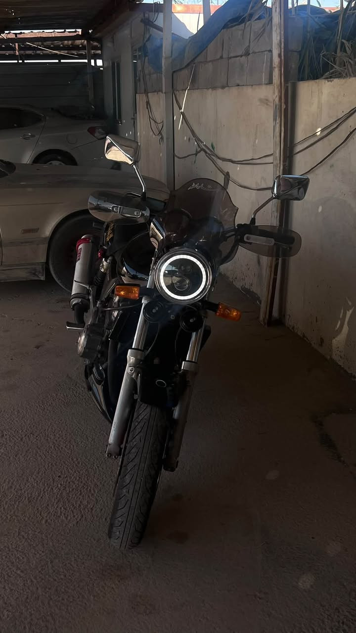 سيبي 400 • جيل اول • ما بيه اوراق