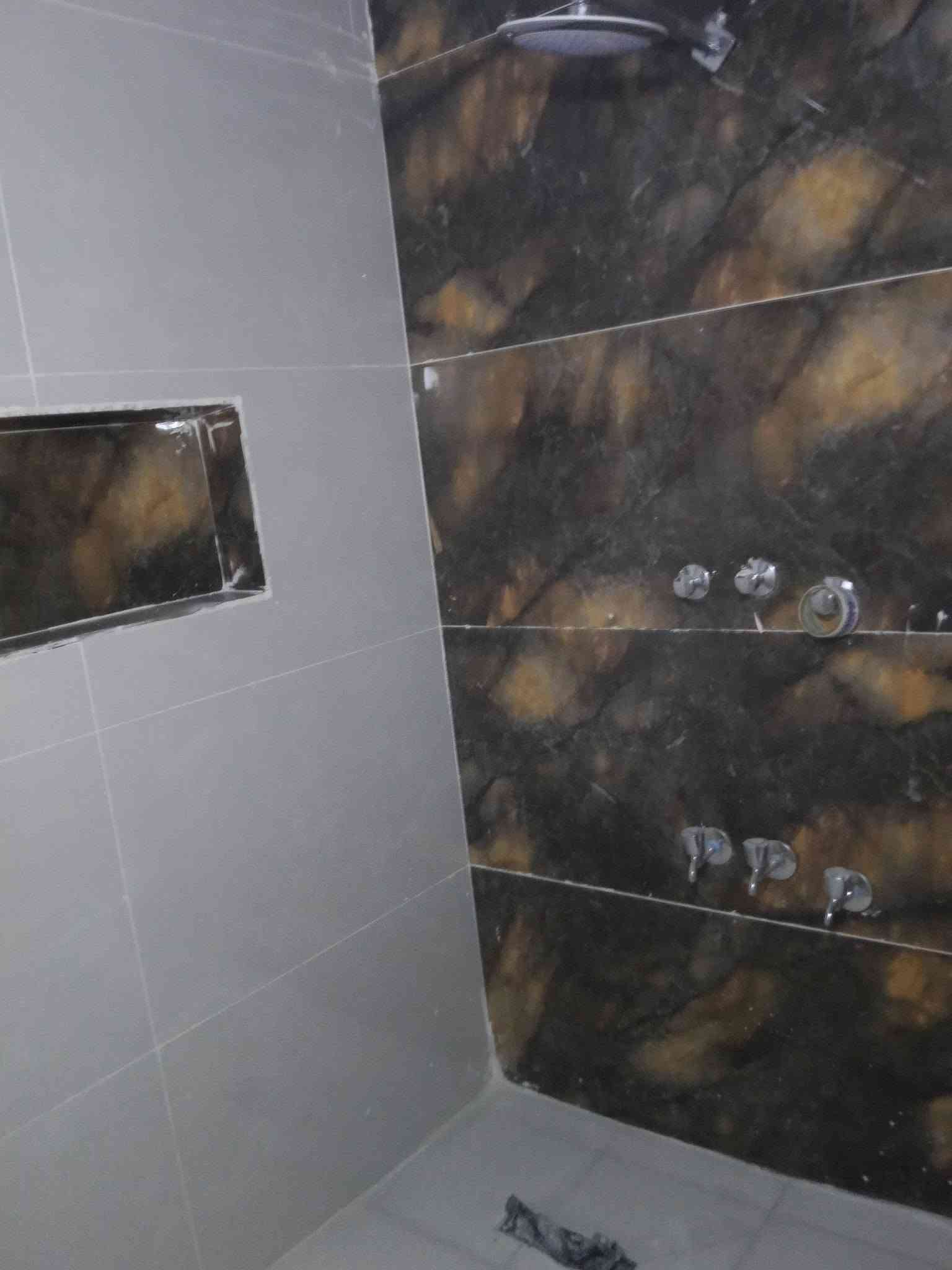 كادر عمل سيراميك درجه اولى تسليم مهندس بانسب #الاسعار ***********
@إشارة
