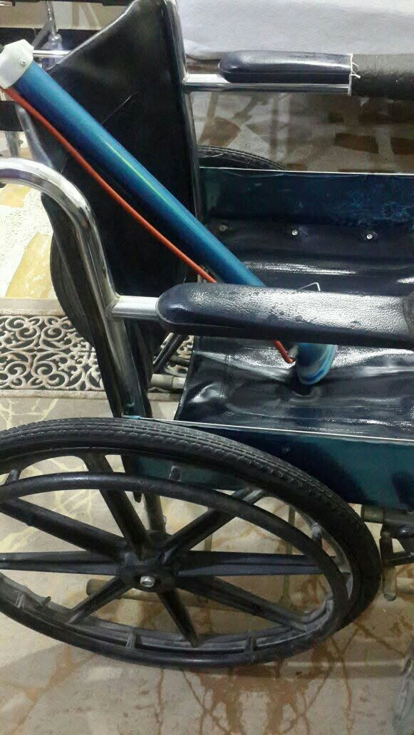 كرسي معوقين مستعمل نظيف جدا نوعية قوية من السعودية يتحمل وزن ثقيل قياس 56 أكبر حجم تاير جوبلس السعر 60 الف سامراء واتساب *********** الظباط الثانية
