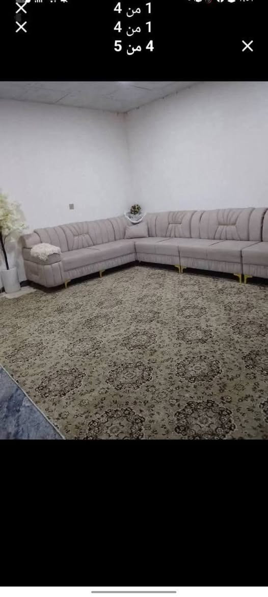 دار للبيع بلديه 100 متر طول.... فول..شركه طارق قرب محطه الشرقيه.. سعره 40 او بي مجال خدمات فول... استفسار اكثر ***********

