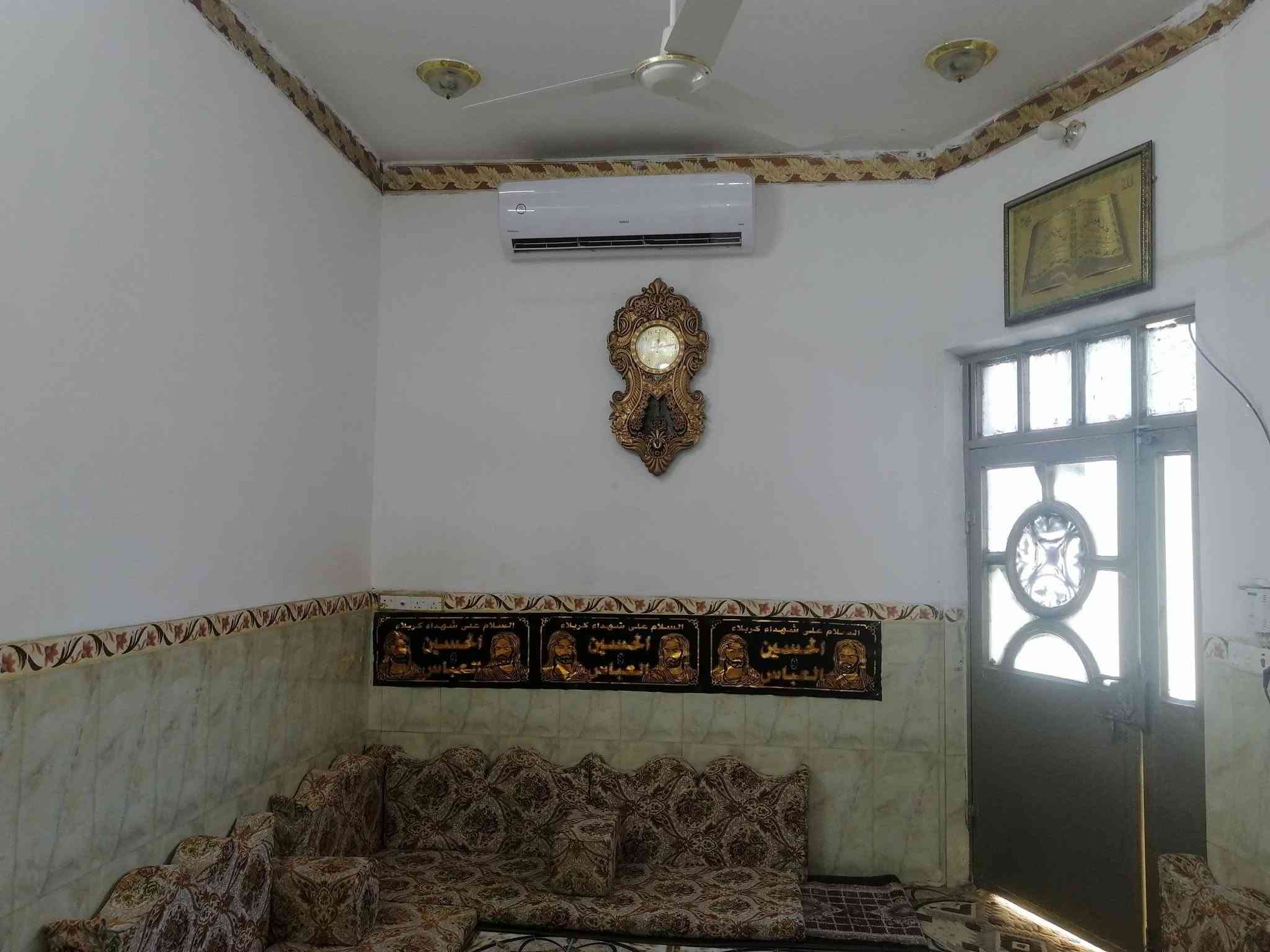 السلام عليكم بيت طابو طابقين مساحته 200 +محل
 العنوان حي ضبيع قرب بيت المرحوم شيخ زكريا
للاستفسار: 
***********
***********
